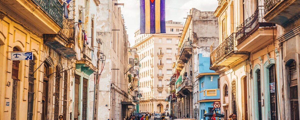 La economÃa polÃtica del turismo en Cuba